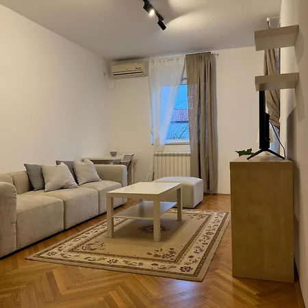 Apartman Jana's *
